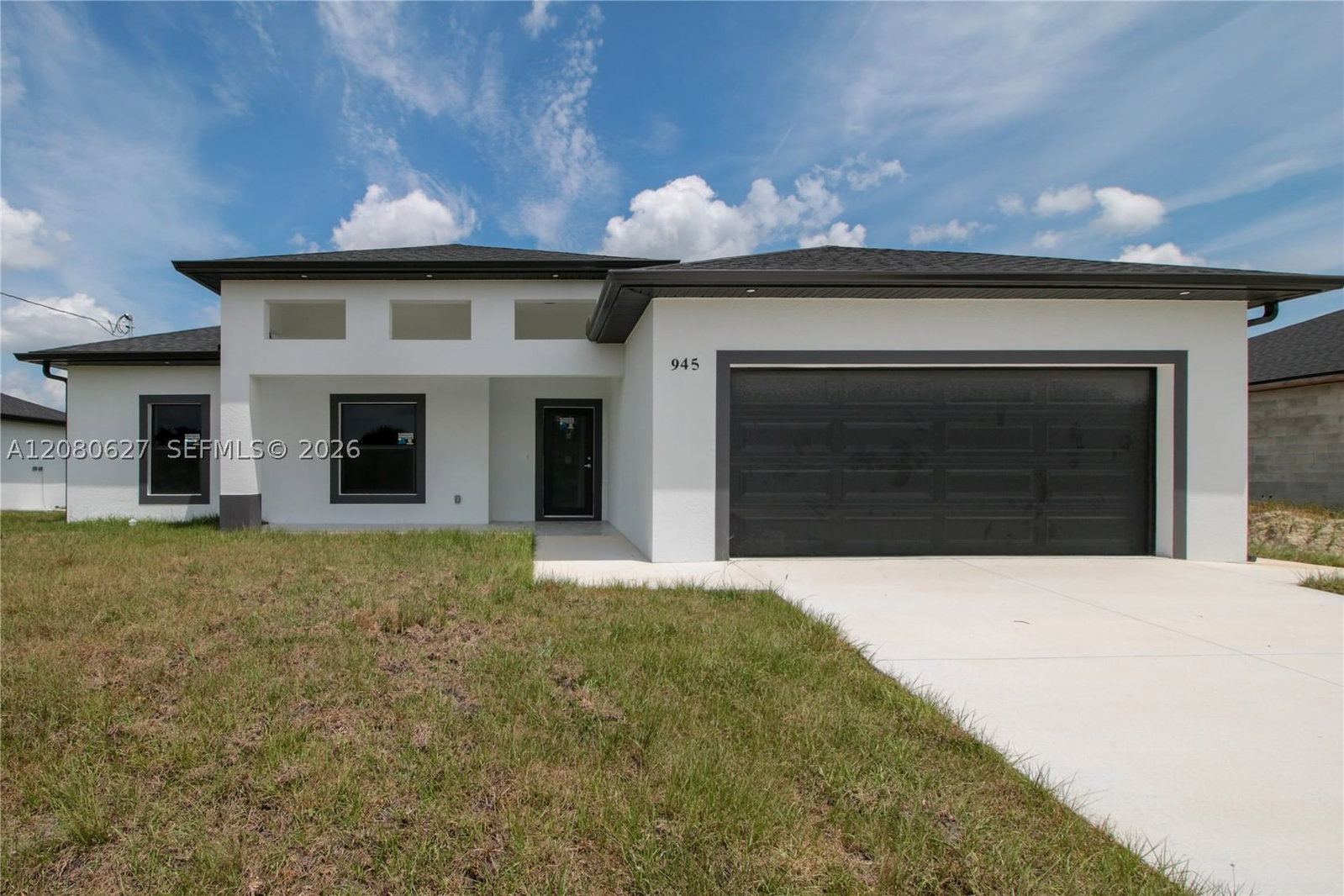 Real estate property located at 945 COMMODORE ST, Lee, Lehigh Acres, Lehigh Acres, FL