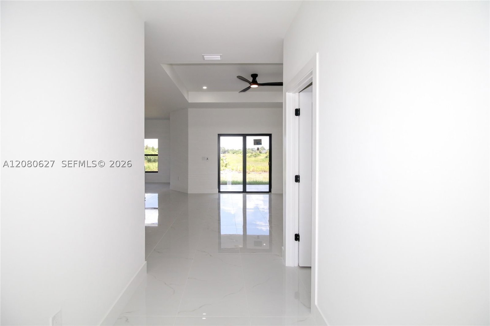 Real estate property located at 945 COMMODORE ST, Lee, Lehigh Acres, Lehigh Acres, FL