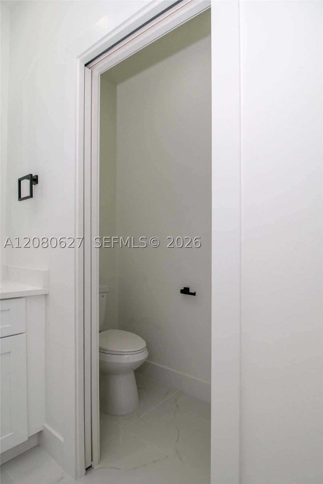 Real estate property located at 945 COMMODORE ST, Lee, Lehigh Acres, Lehigh Acres, FL
