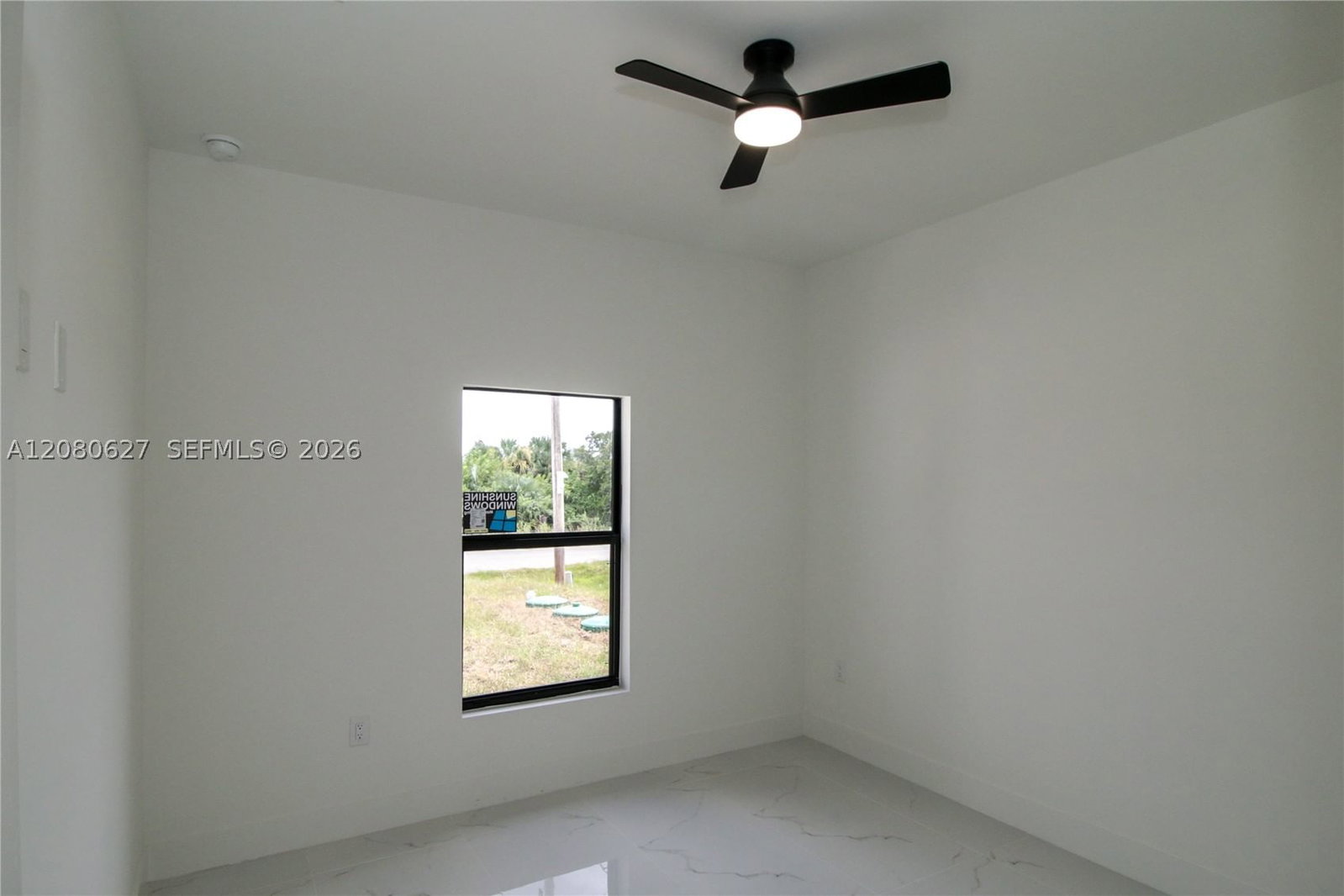 Real estate property located at 945 COMMODORE ST, Lee, Lehigh Acres, Lehigh Acres, FL