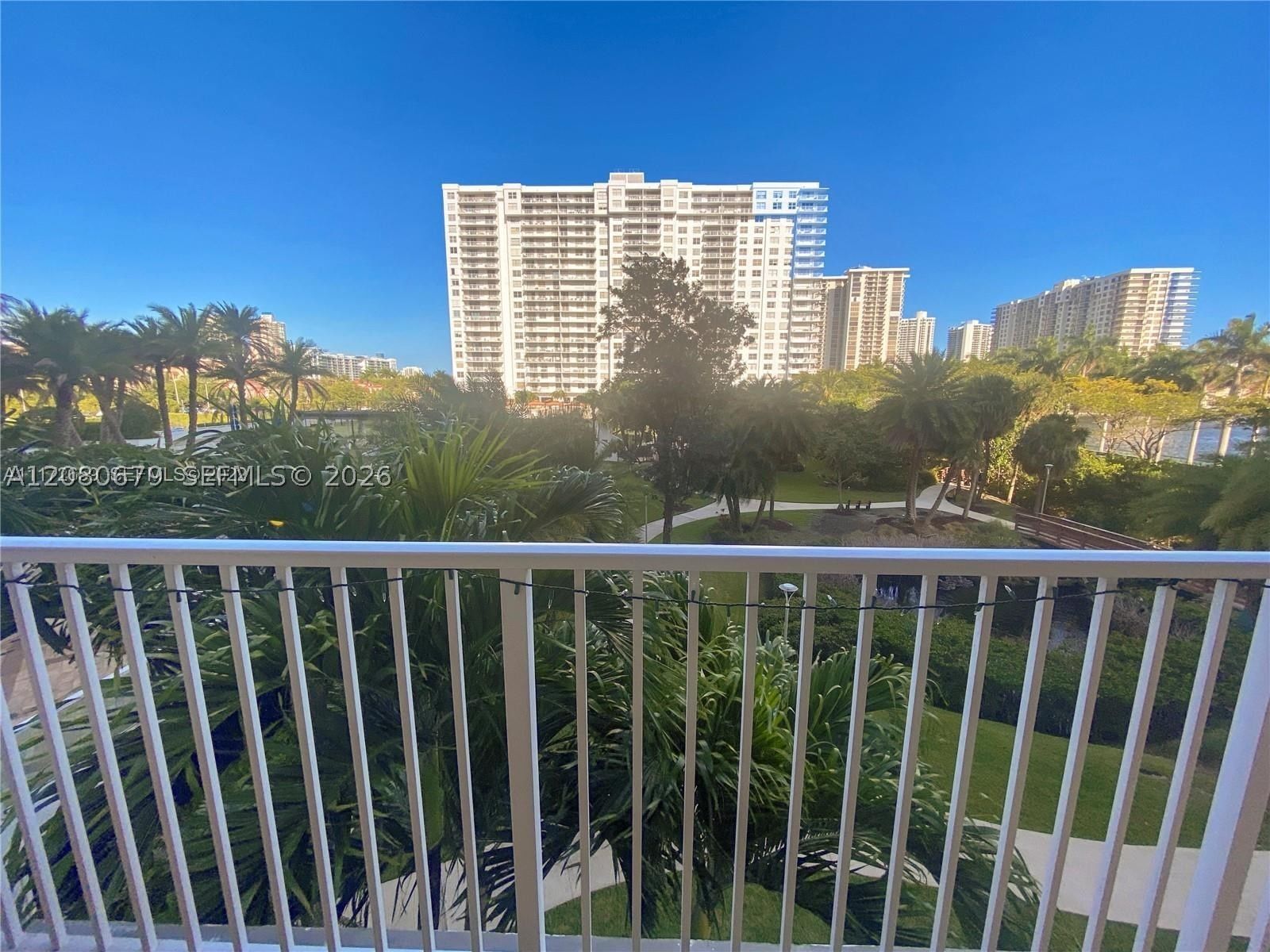 Real estate property located at 2801 183rd St #310W, Miami-dade, Admirals Port Condo West, Aventura, FL