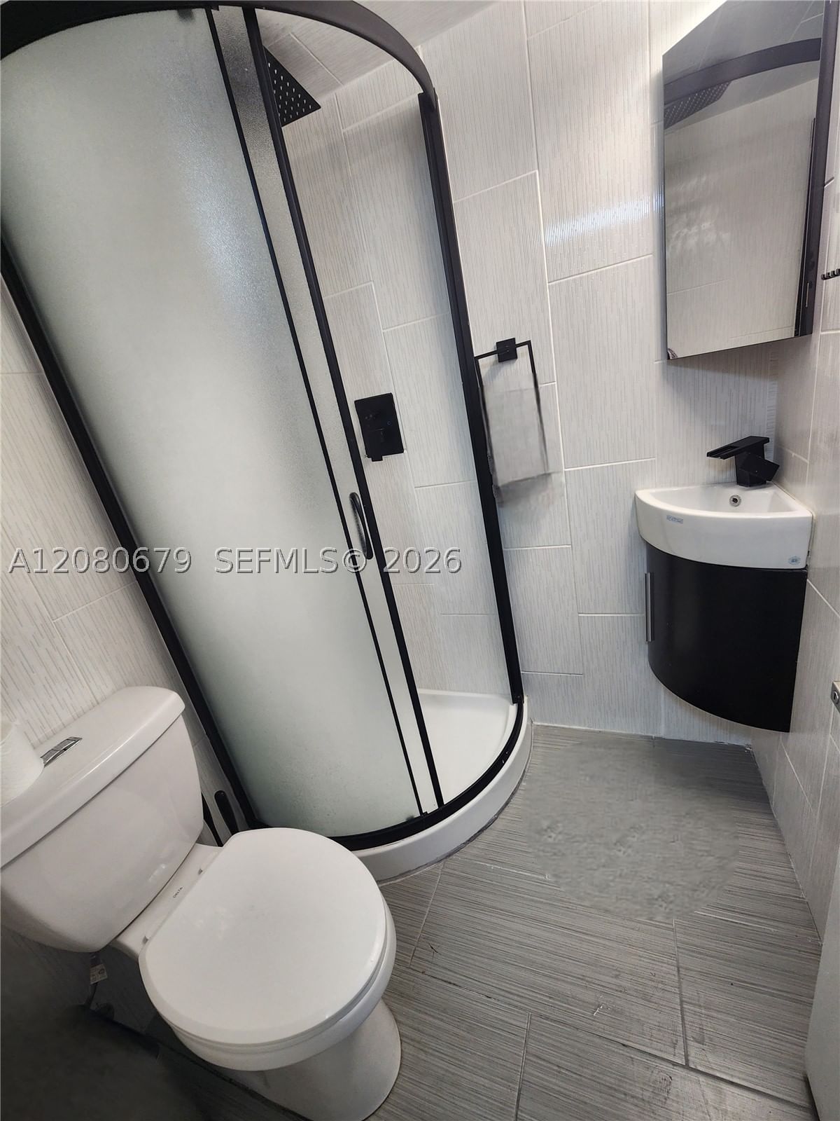 Real estate property located at 2801 183rd St #310W, Miami-dade, Admirals Port Condo West, Aventura, FL