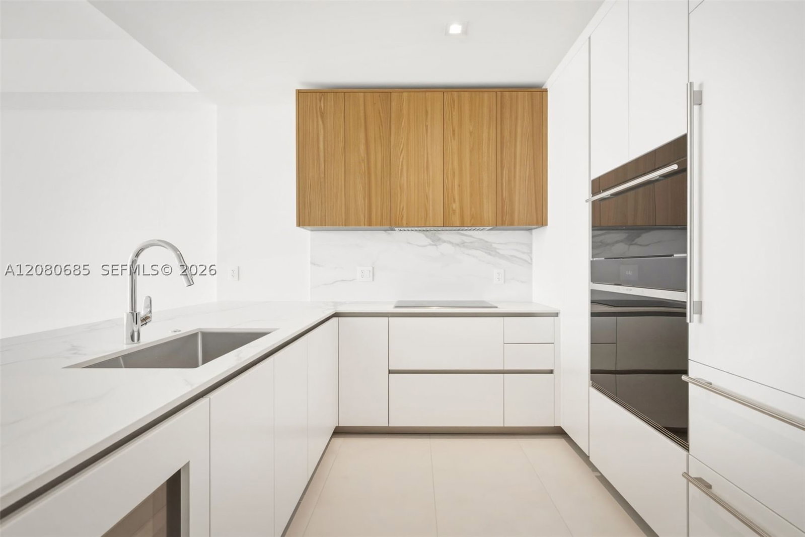 Real estate property located at 1400 Biscayne Blvd #2304, Miami-dade, Casa Bella Residences, Miami, FL