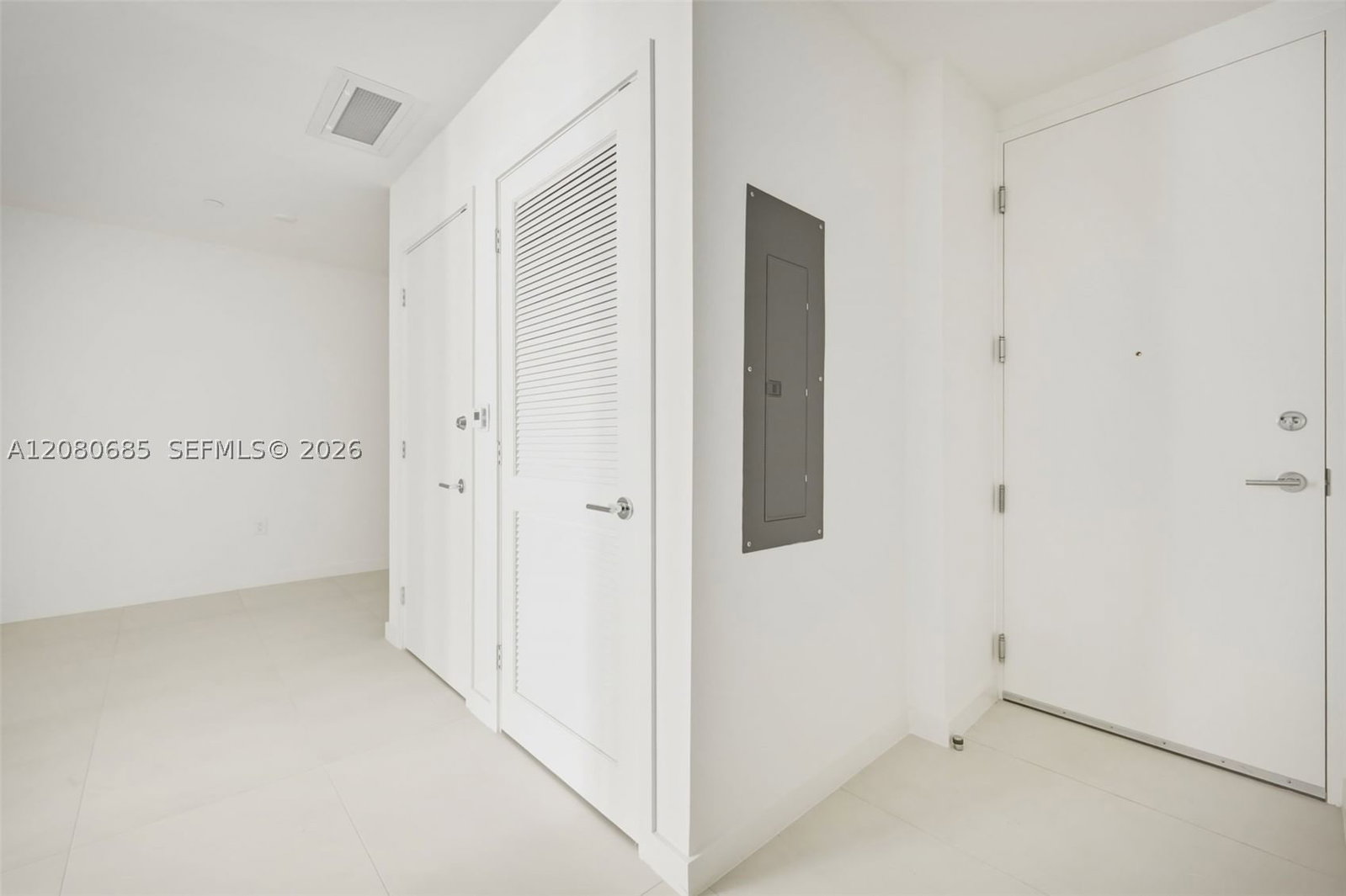 Real estate property located at 1400 Biscayne Blvd #2304, Miami-dade, Casa Bella Residences, Miami, FL