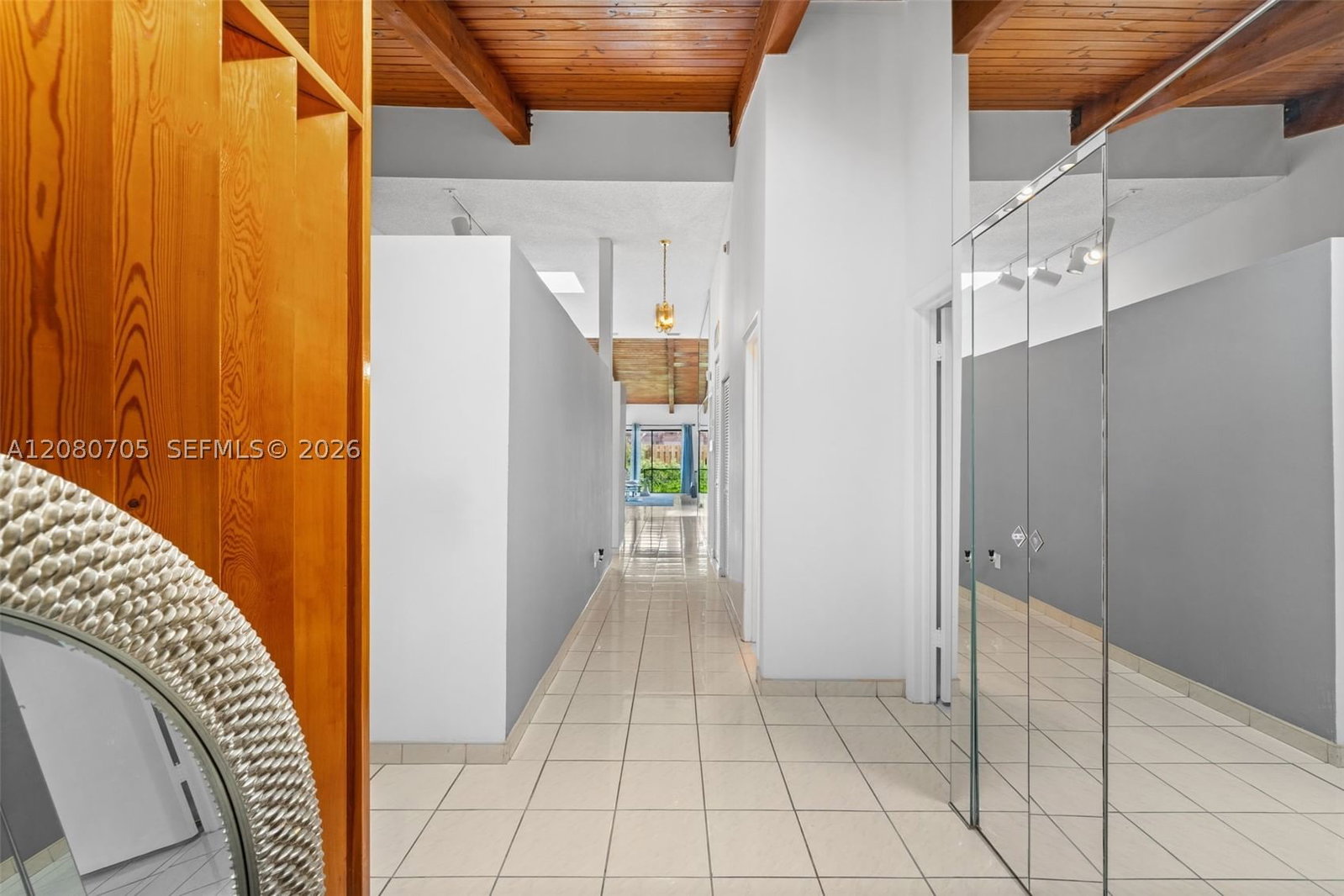 Real estate property located at 2679 Parkview Dr, Broward, Harbourwood Sketch Of Sur, Hallandale Beach, FL