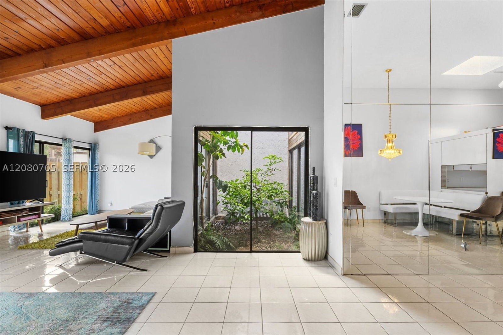 Real estate property located at 2679 Parkview Dr, Broward, Harbourwood Sketch Of Sur, Hallandale Beach, FL