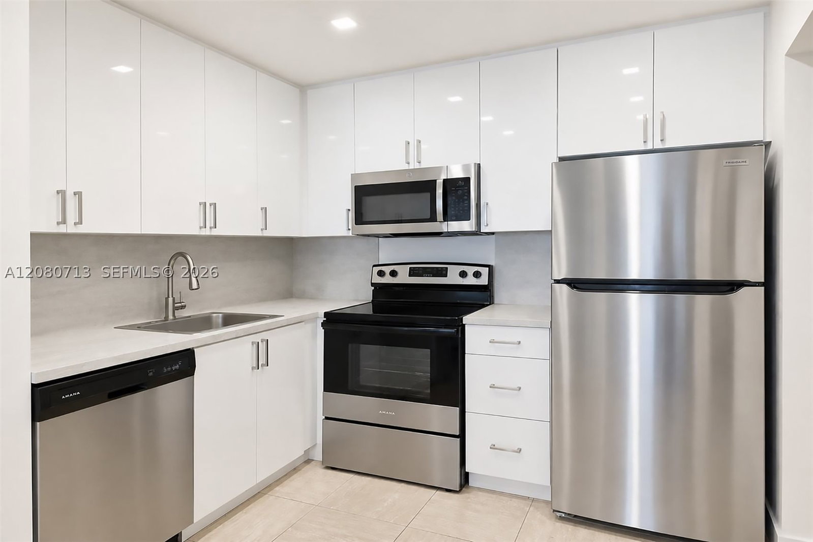 Real estate property located at 2301 Ocean Dr #1206, Broward, Catania Condo, Hollywood, FL