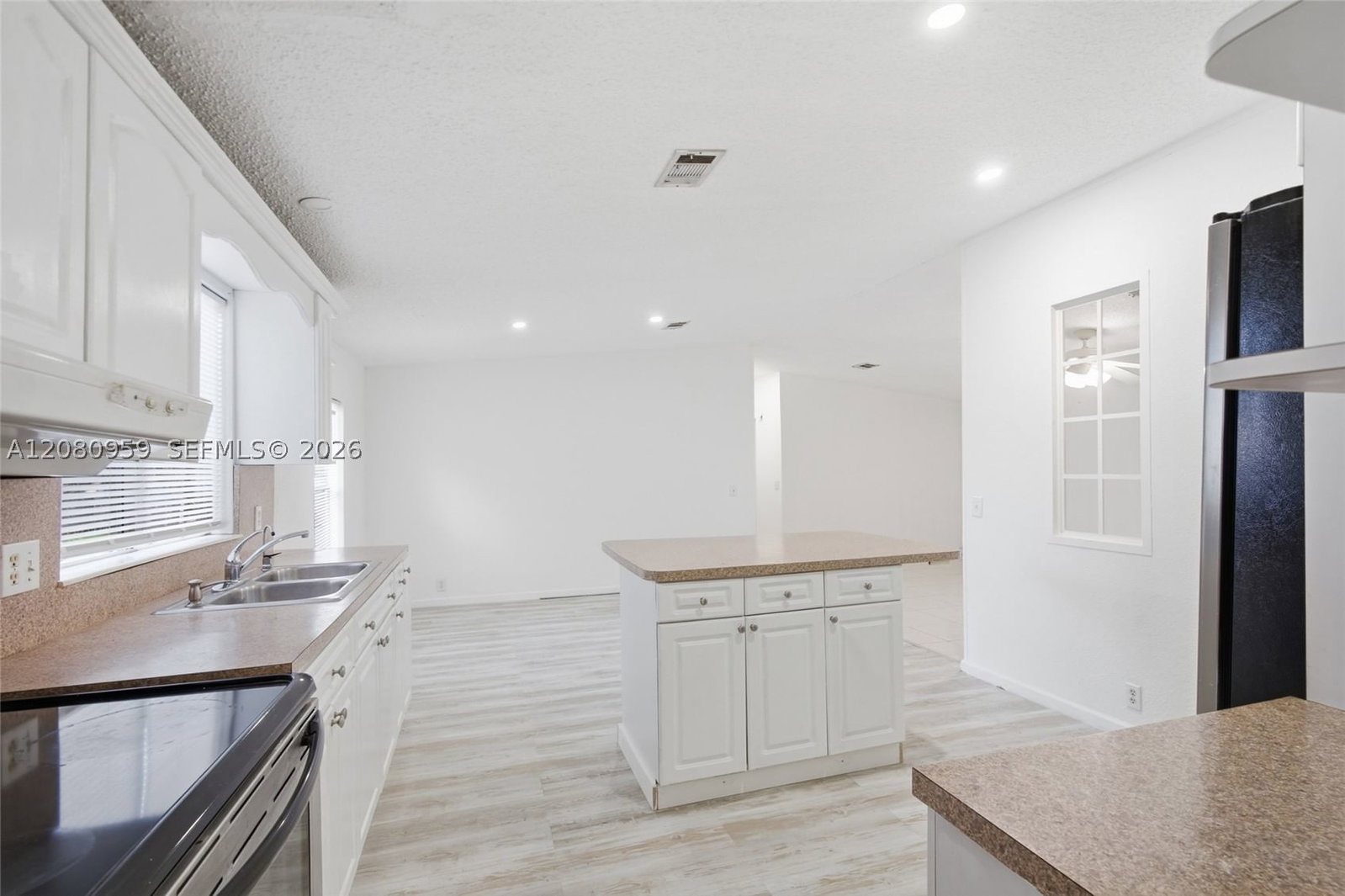 Real estate property located at 19800 180th Ave Unit # 477, Miami-dade, Americana Village Condo, Miami, FL