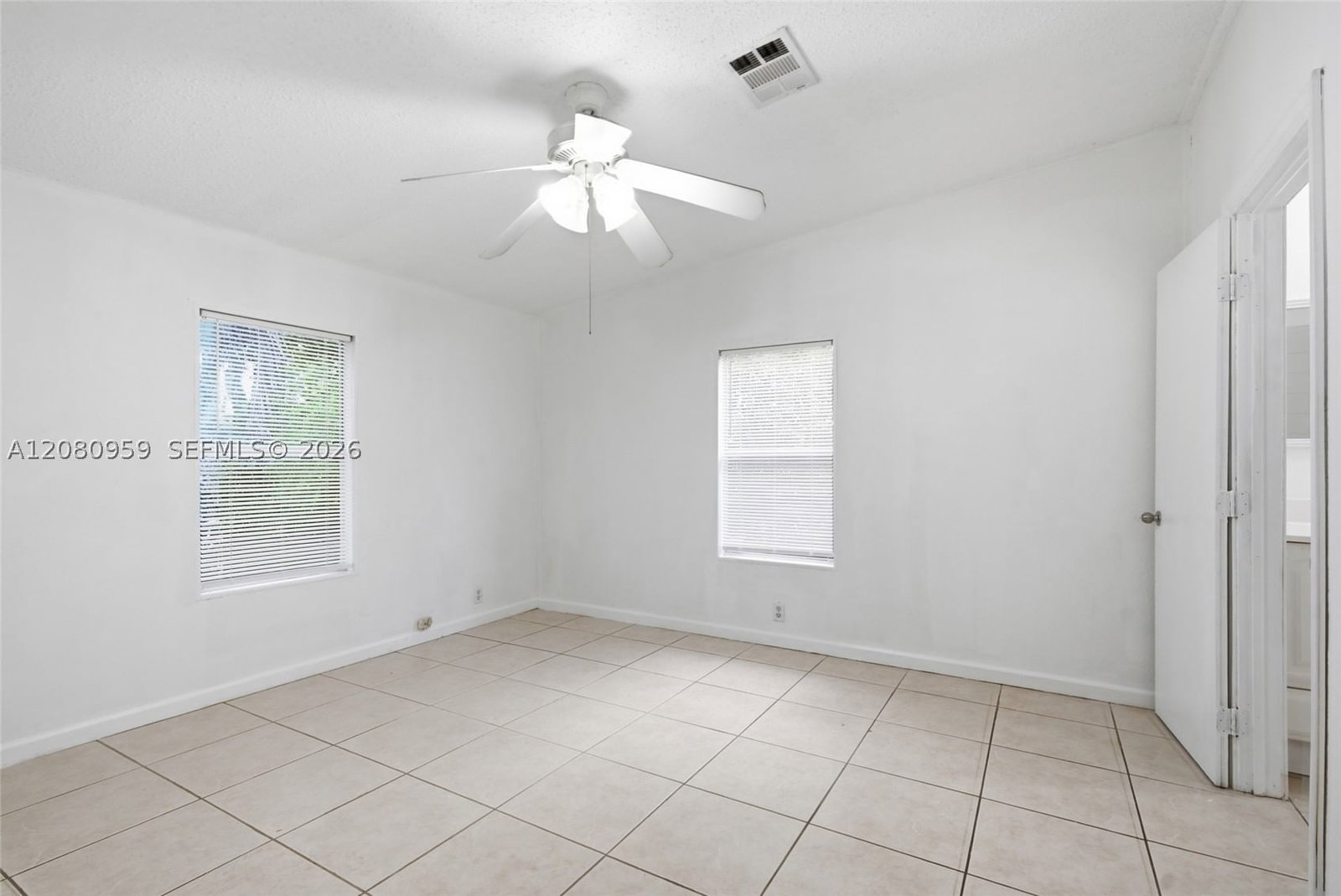 Real estate property located at 19800 180th Ave Unit # 477, Miami-dade, Americana Village Condo, Miami, FL