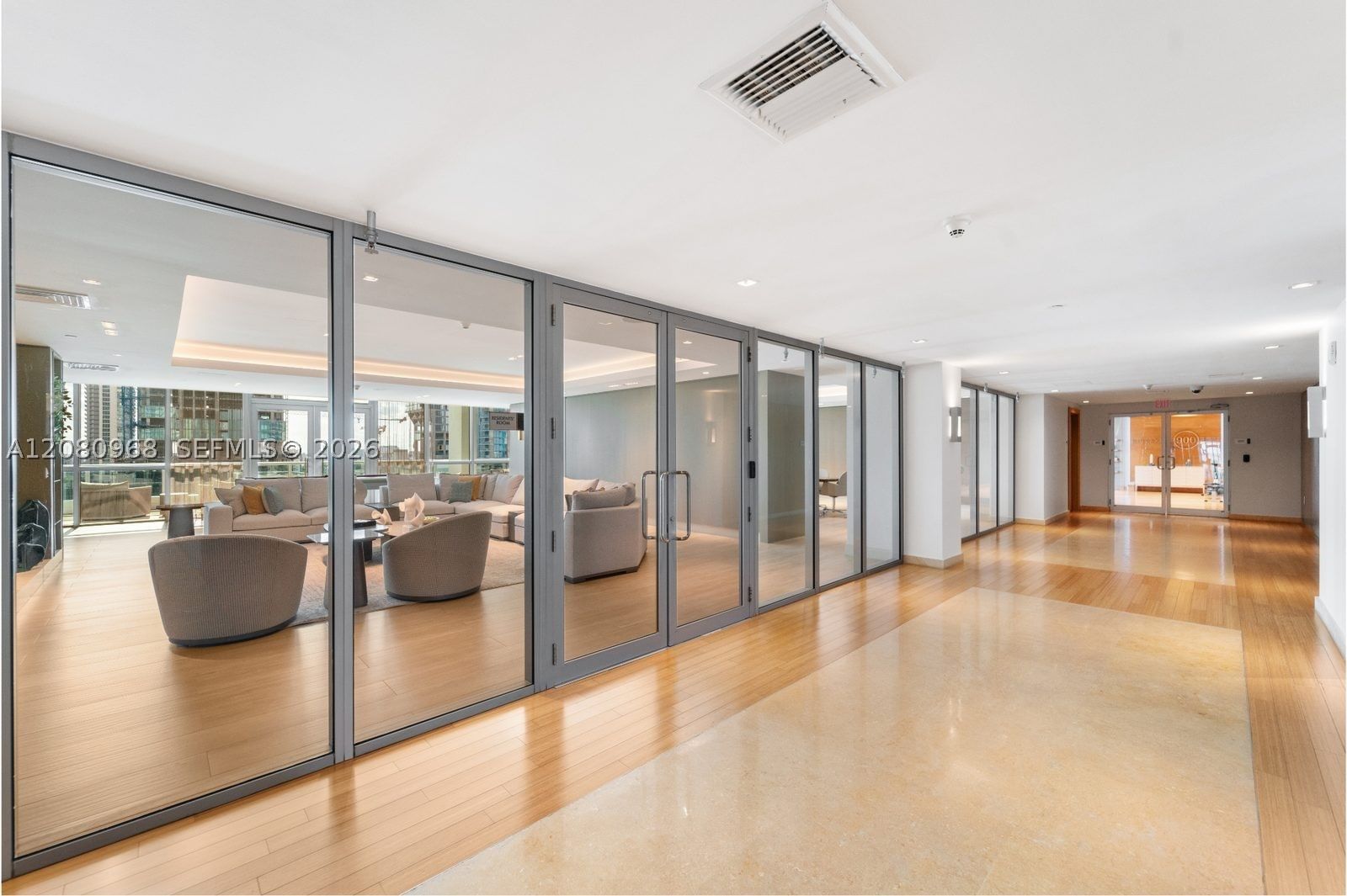 Real estate property located at 900 Biscayne Blvd #2112, Miami-dade, 900 Biscayne Bay Condo, Miami, FL
