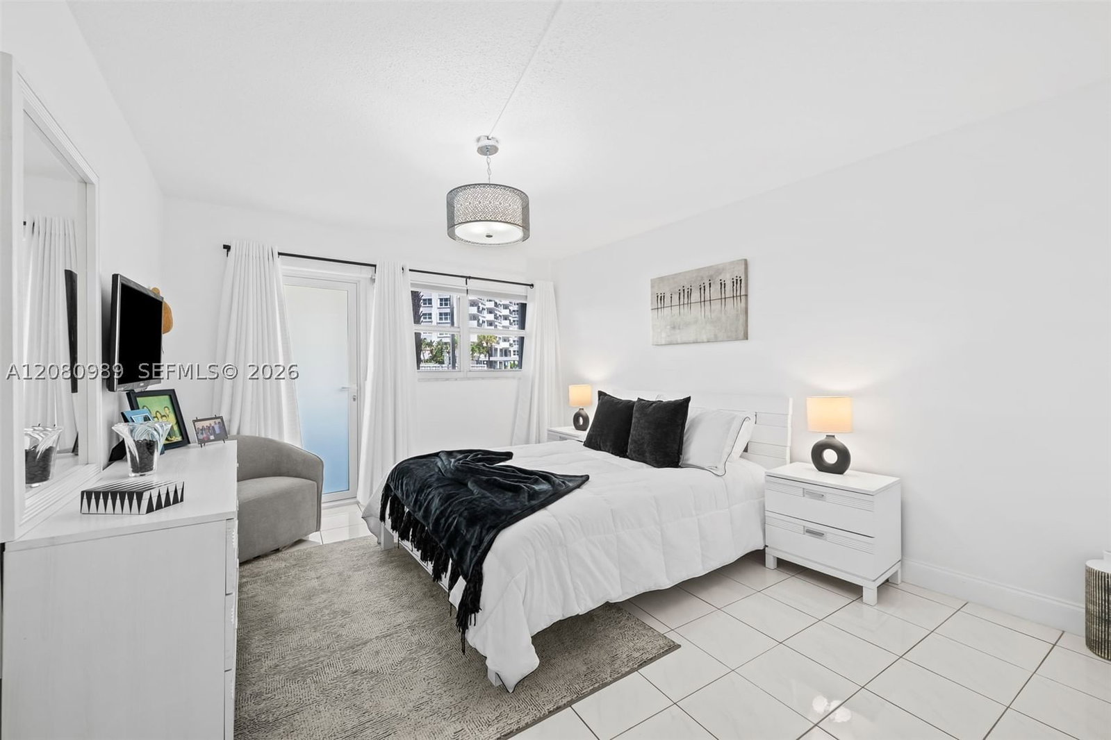 Real estate property located at 328 Ocean Blvd #104, Broward, Bermuda House Condominium, Pompano Beach, FL