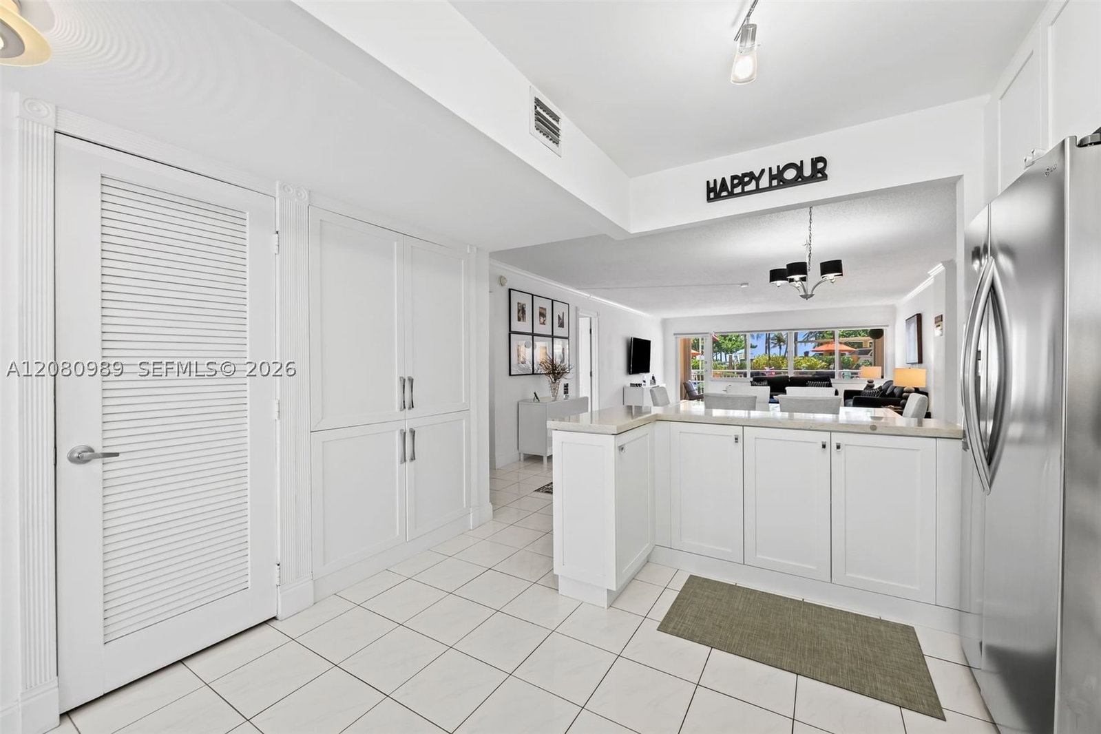 Real estate property located at 328 Ocean Blvd #104, Broward, Bermuda House Condominium, Pompano Beach, FL
