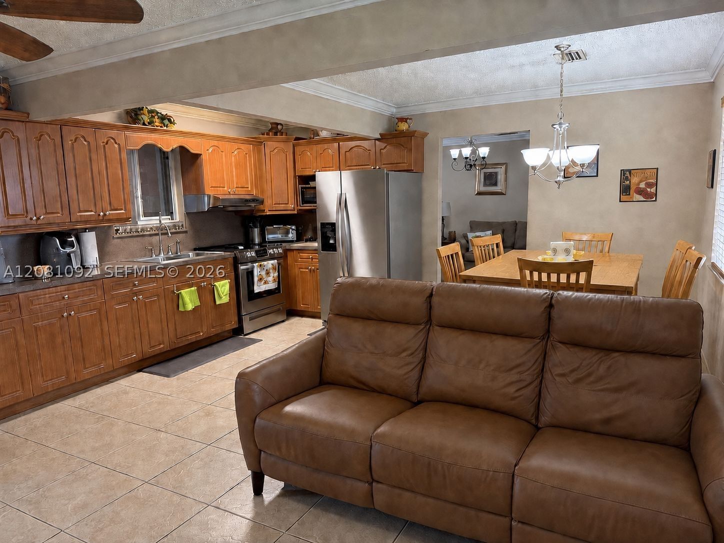 Real estate property located at 400 57th St, Miami-dade, Saratoga Heights Addn No, Hialeah, FL