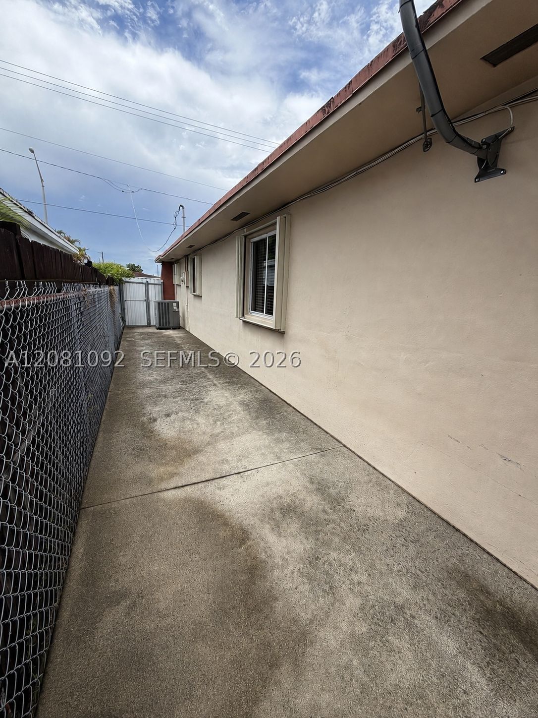 Real estate property located at 400 57th St, Miami-dade, Saratoga Heights Addn No, Hialeah, FL