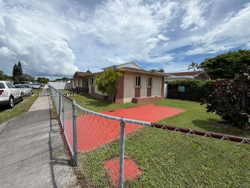 Real estate property located at 400 57th St, Miami-dade, Saratoga Heights Addn No, Hialeah, FL