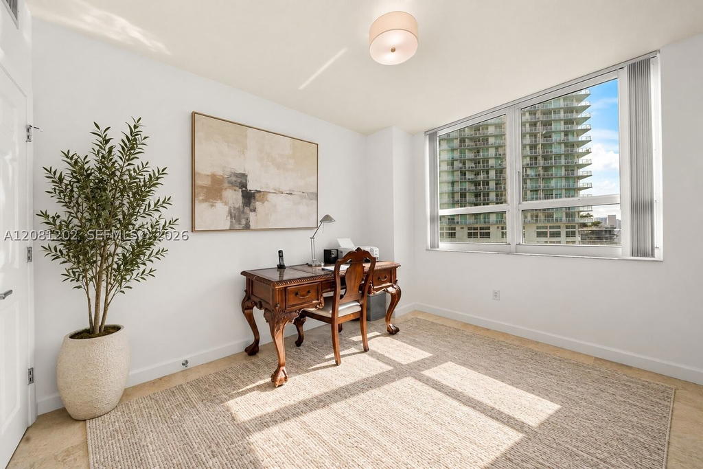 Real estate property located at 2000 Bayshore Dr #1502, Miami-dade, Cite Condo, Miami, FL
