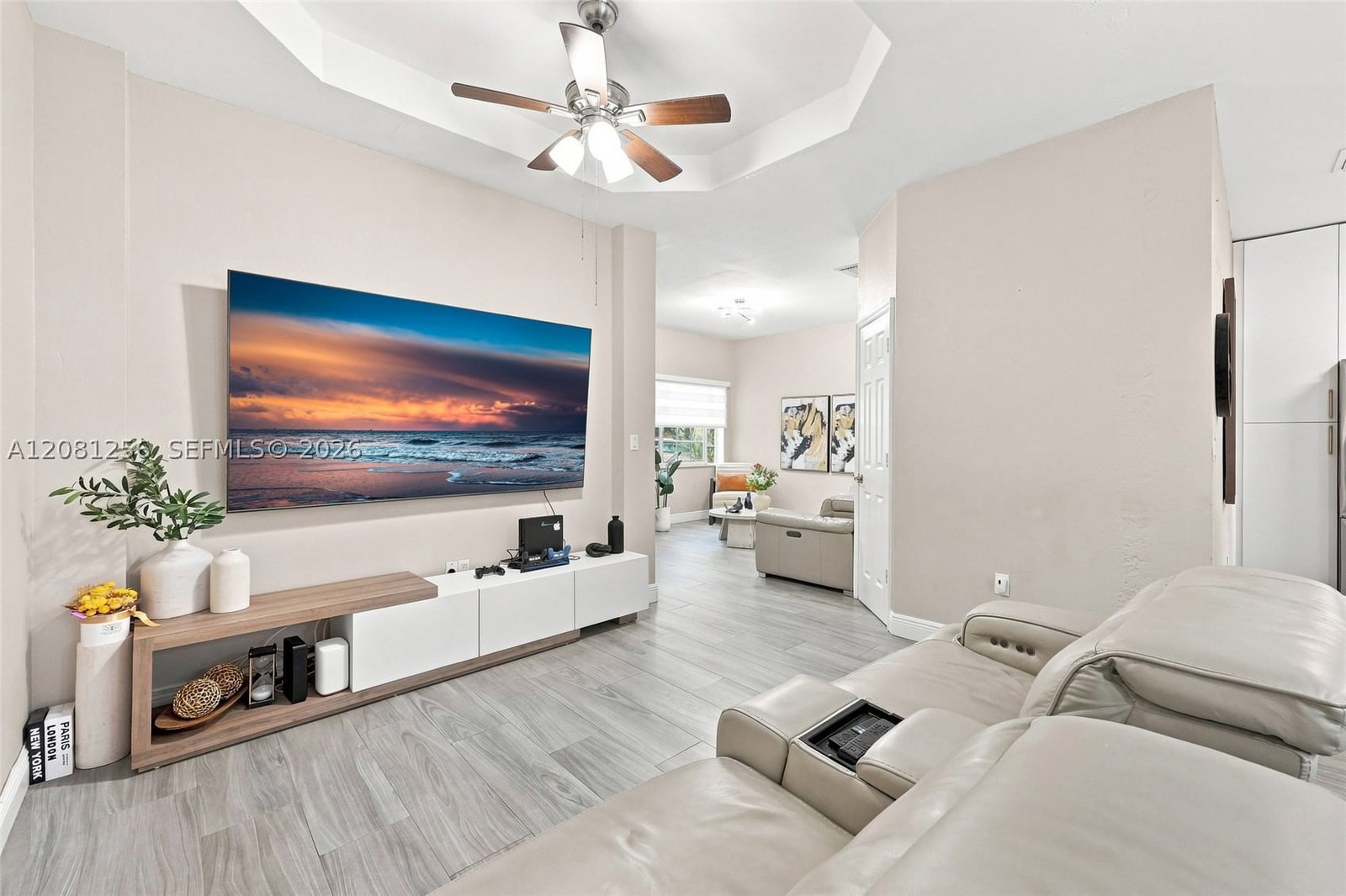 Real estate property located at 14091 51st Ln, Broward, Escada, Miramar, FL