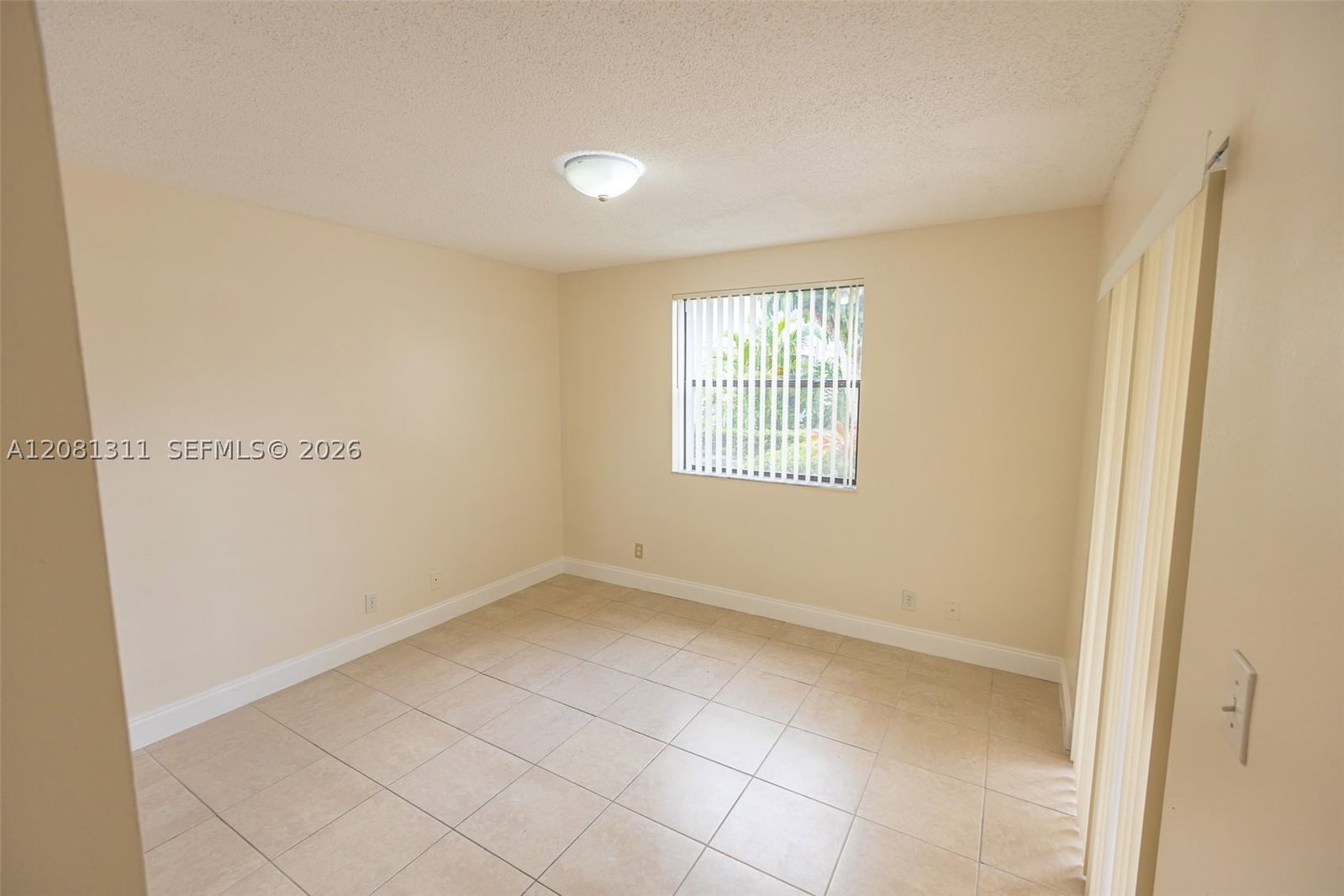 Real estate property located at 5681 Riverside Dr #105A6, Broward, Grand Oasis Condo, Coral Springs, FL
