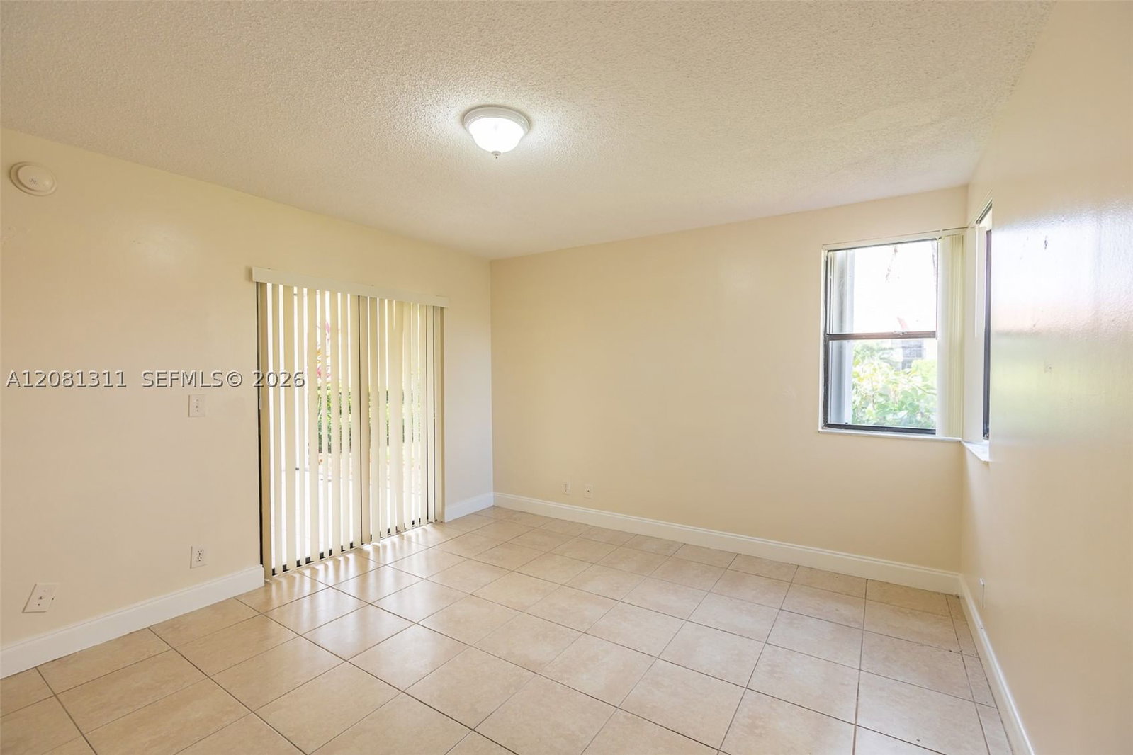 Real estate property located at 5681 Riverside Dr #105A6, Broward, Grand Oasis Condo, Coral Springs, FL