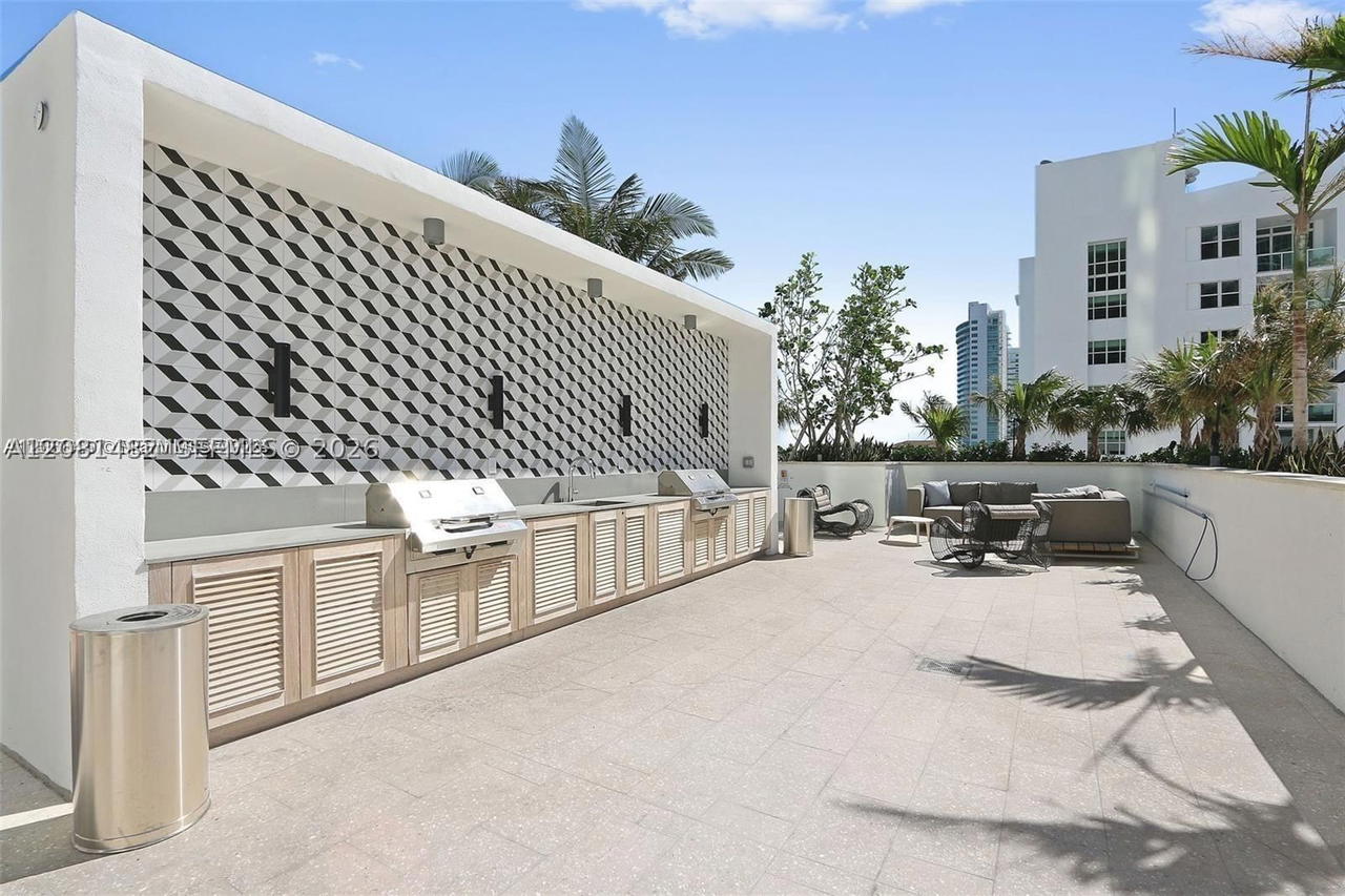 Real estate property located at 2900 7th Ave #3608, Miami-dade, Biscayne Beach Condo, Miami, FL