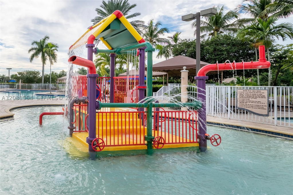 Real estate property located at 1619 Orion Ln, Broward, Sector 2-parcels 21a 25 2, Weston, FL