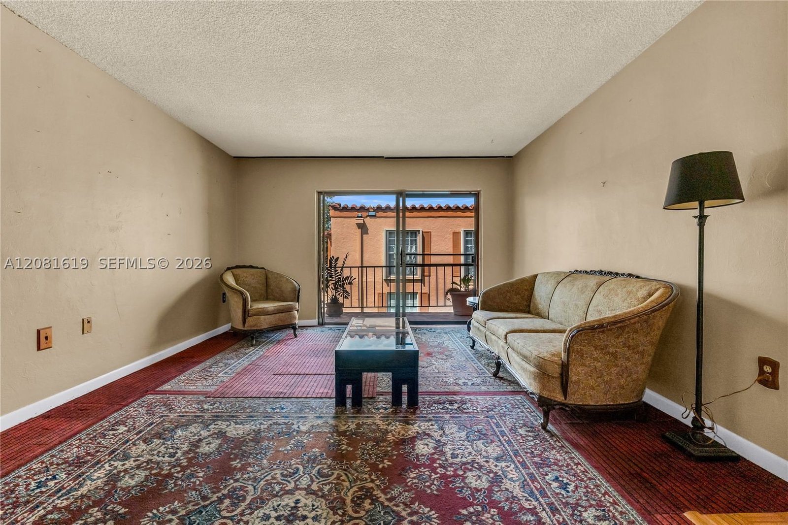Real estate property located at 7110 Fairway Dr L12, Miami-dade, Cypress Village Condo, Miami Lakes, FL