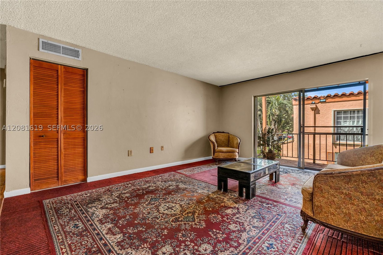 Real estate property located at 7110 Fairway Dr L12, Miami-dade, Cypress Village Condo, Miami Lakes, FL