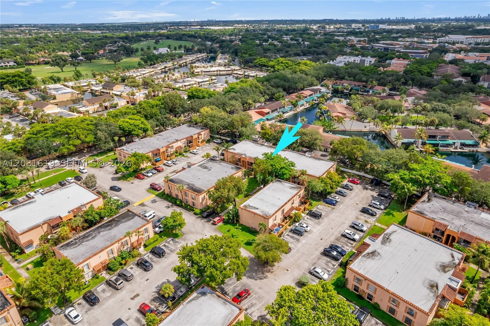 Real estate property located at 7110 Fairway Dr L12, Miami-dade, Cypress Village Condo, Miami Lakes, FL