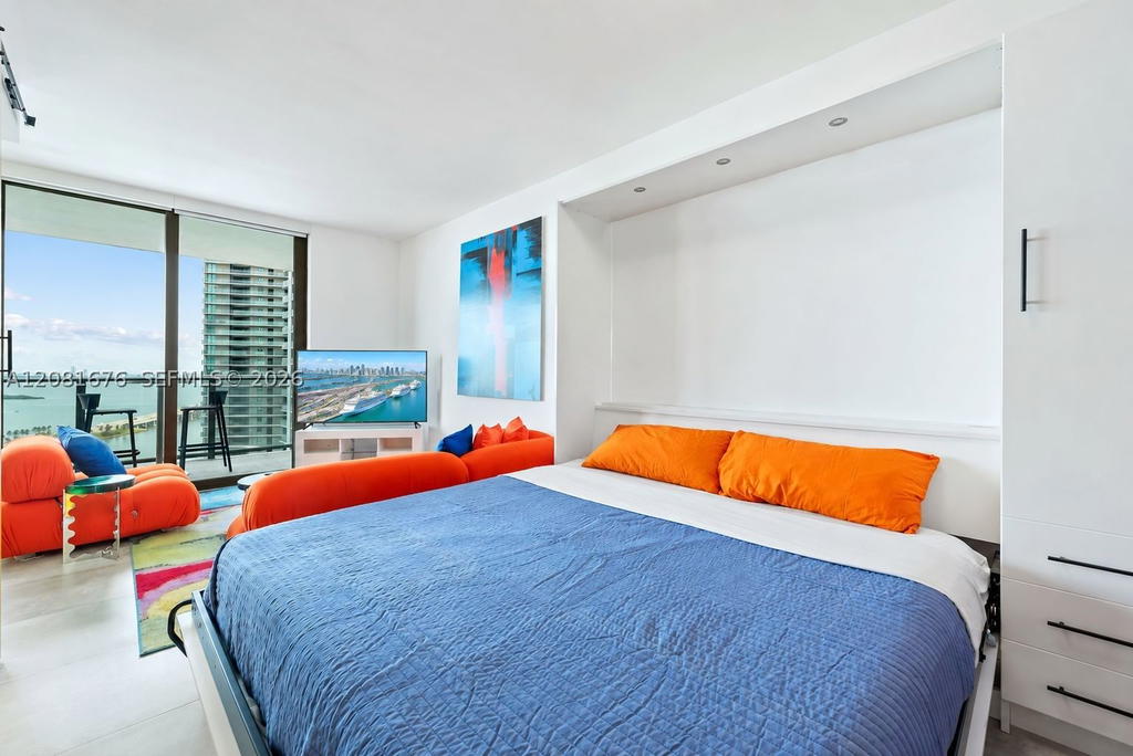 Real estate property located at 501 31st St #2504, Miami-dade, Paraiso Bayviews Condo, Miami, FL