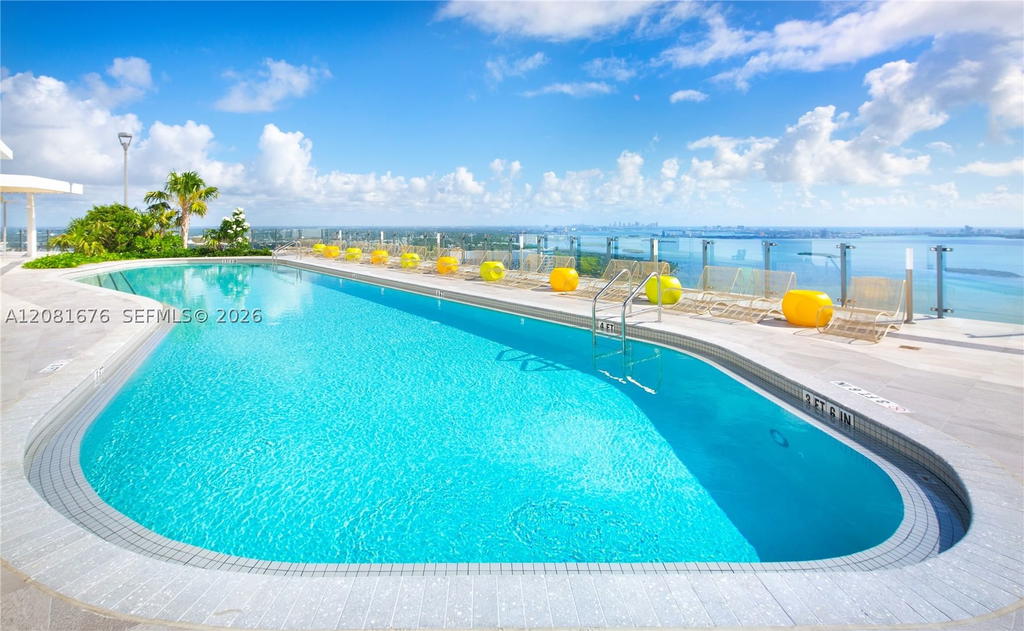 Real estate property located at 501 31st St #2504, Miami-dade, Paraiso Bayviews Condo, Miami, FL