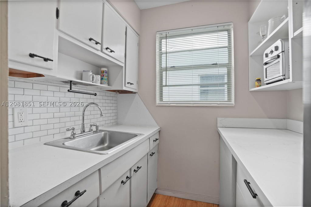 Real estate property located at 200 76th St #56, Miami-dade, Ocean Shore Co-op Apts In, Miami Beach, FL