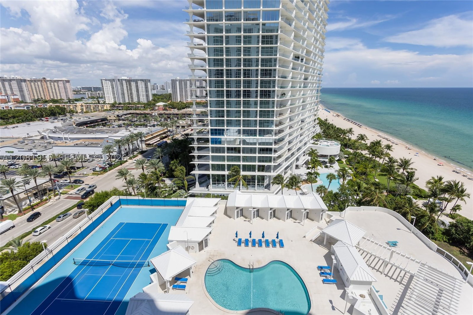 Real estate property located at 16711 Collins Ave #1704, Miami-dade, Sands Pointe Ocean Beach, Sunny Isles Beach, FL