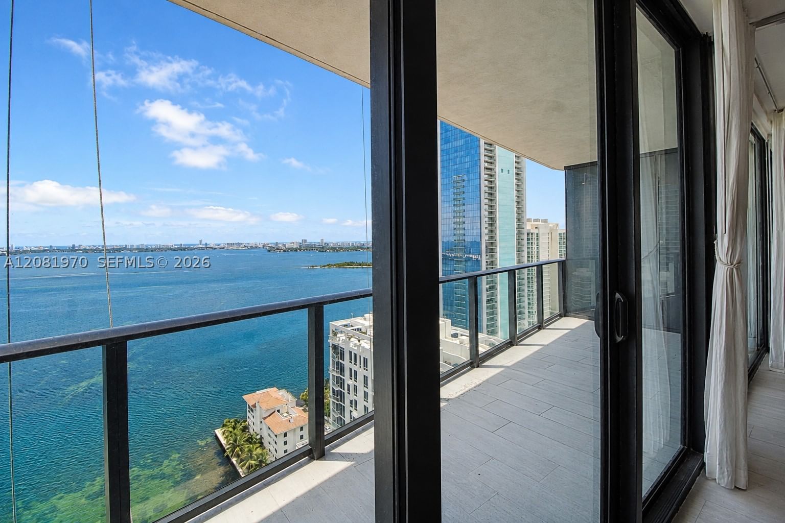 Real estate property located at 460 28th St #2806, Miami-dade, Icon Bay Condo, Miami, FL