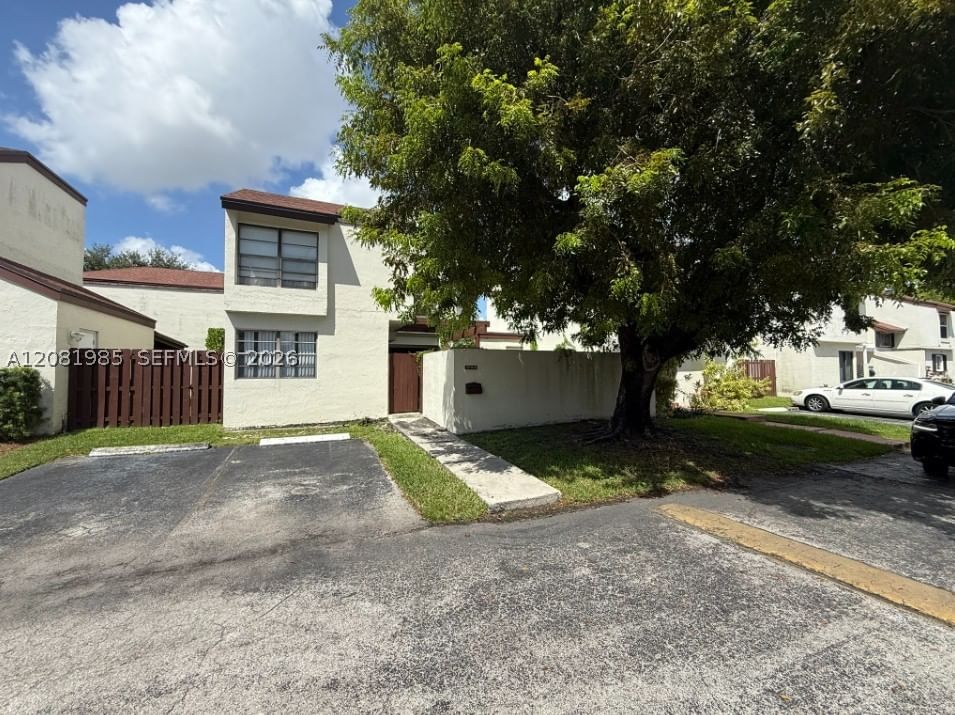 Real estate property located at 9764 4th Ln #9764, Miami-dade, East Wind Lake Village, Miami, FL