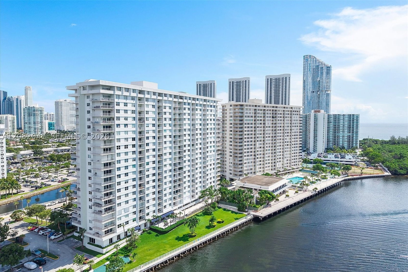 Real estate property located at 500 Bayview Dr #1920, Miami-dade, Arlen House West Condo, Sunny Isles Beach, FL