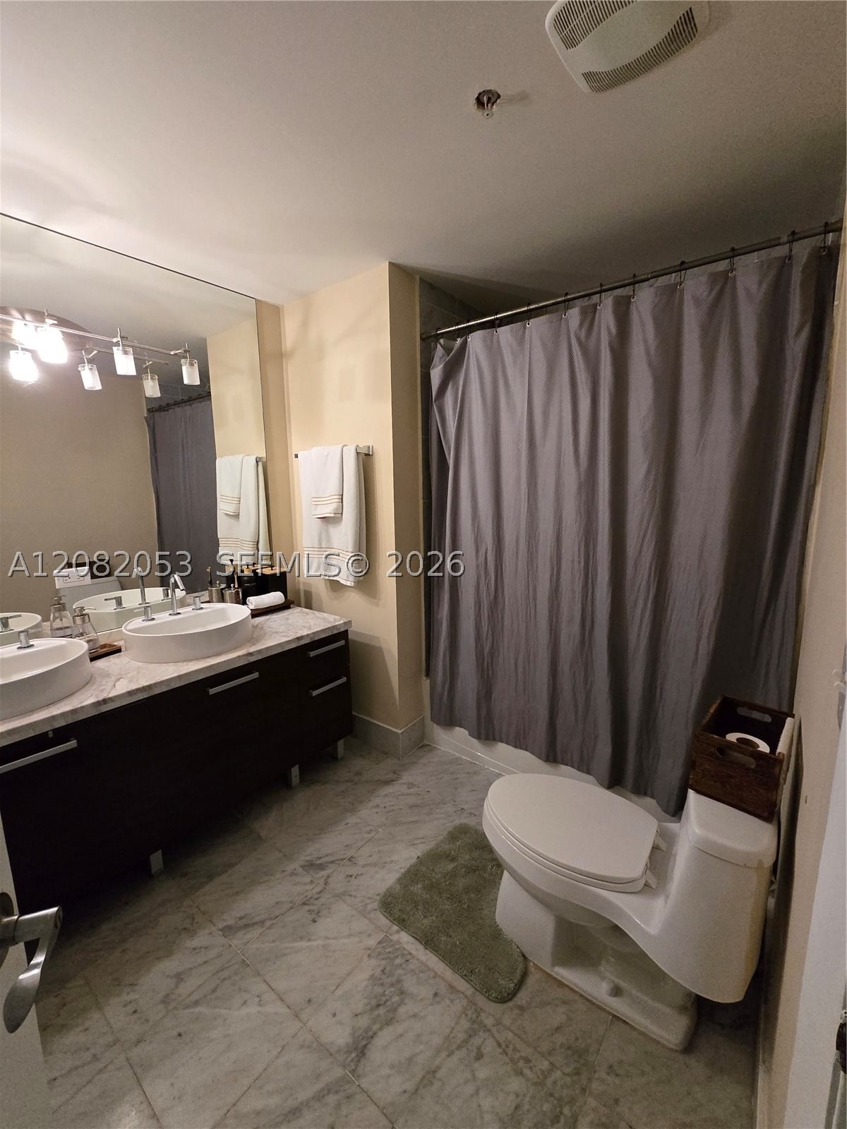 Real estate property located at 244 Biscayne Blvd #652, Miami-dade, Vizcayne North Condo, Miami, FL