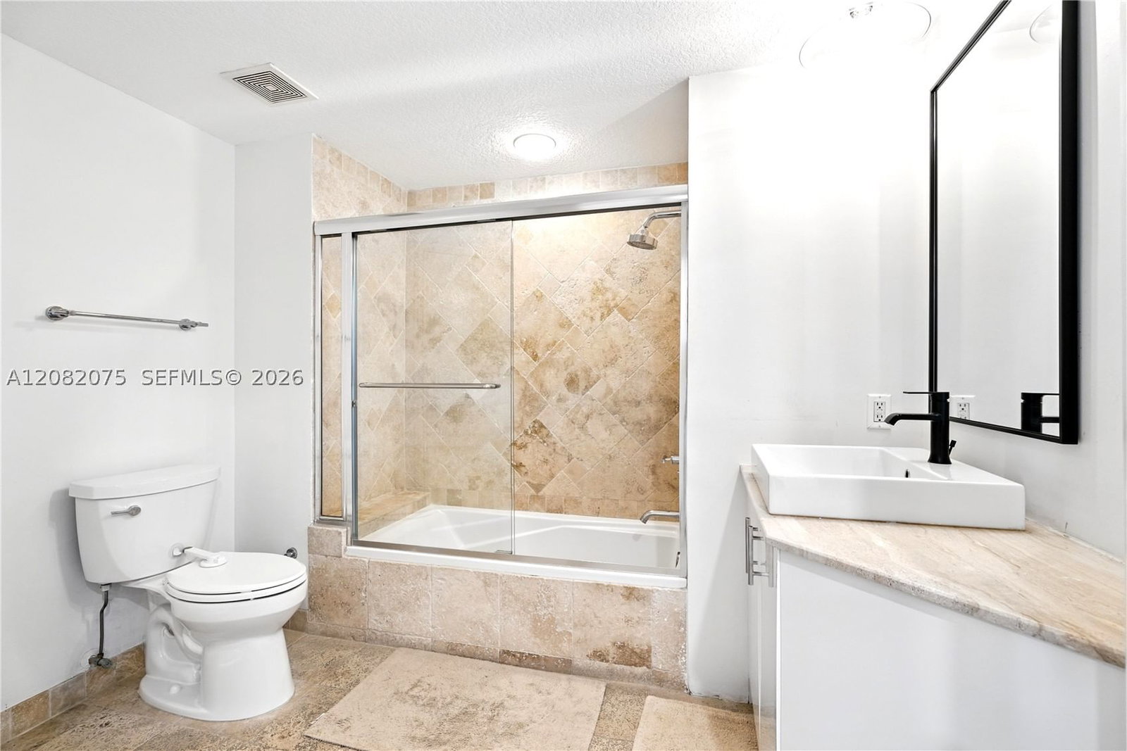Real estate property located at 10 Venetian Way #604, Miami-dade, The Grand Venetian Condo, Miami Beach, FL