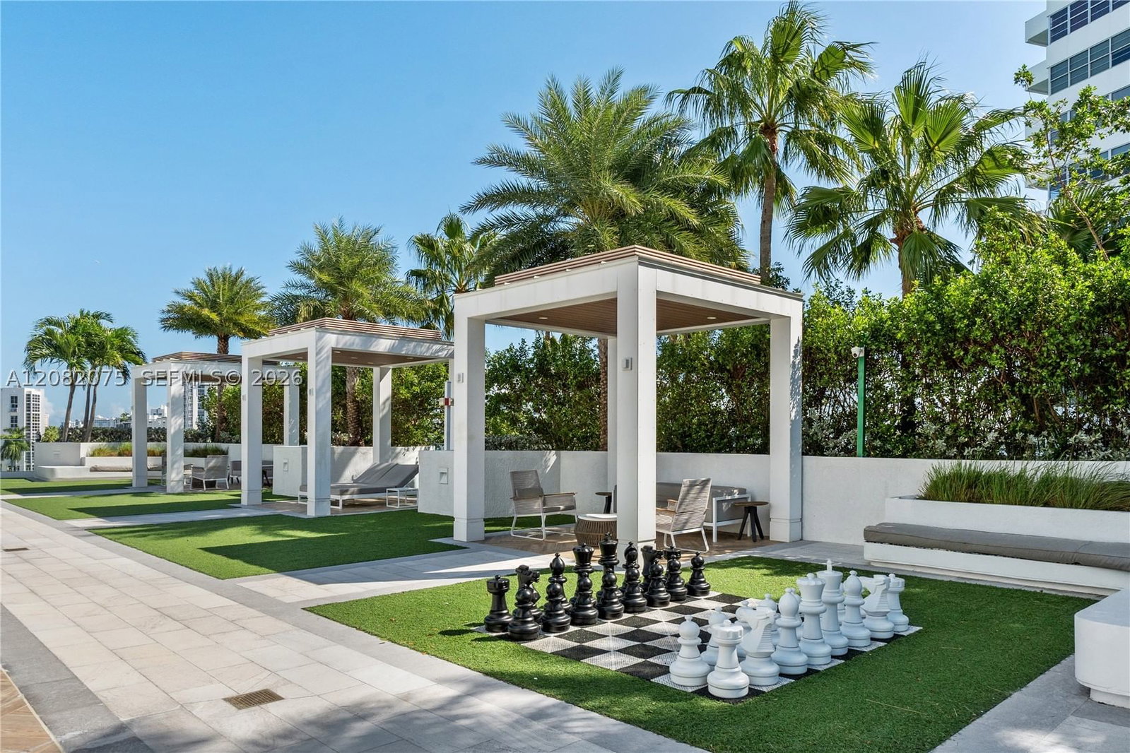 Real estate property located at 10 Venetian Way #604, Miami-dade, The Grand Venetian Condo, Miami Beach, FL