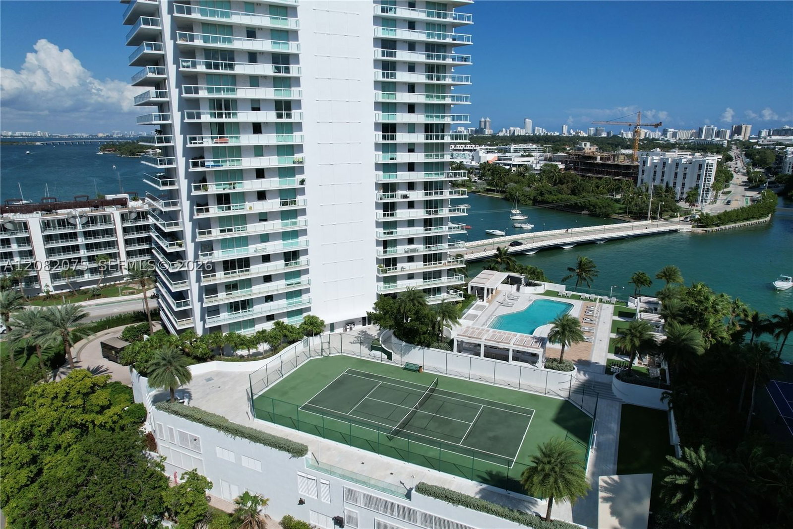 Real estate property located at 10 Venetian Way #604, Miami-dade, The Grand Venetian Condo, Miami Beach, FL