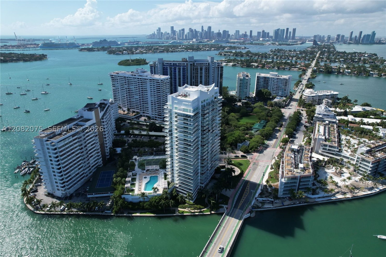 Real estate property located at 10 Venetian Way #604, Miami-dade, The Grand Venetian Condo, Miami Beach, FL
