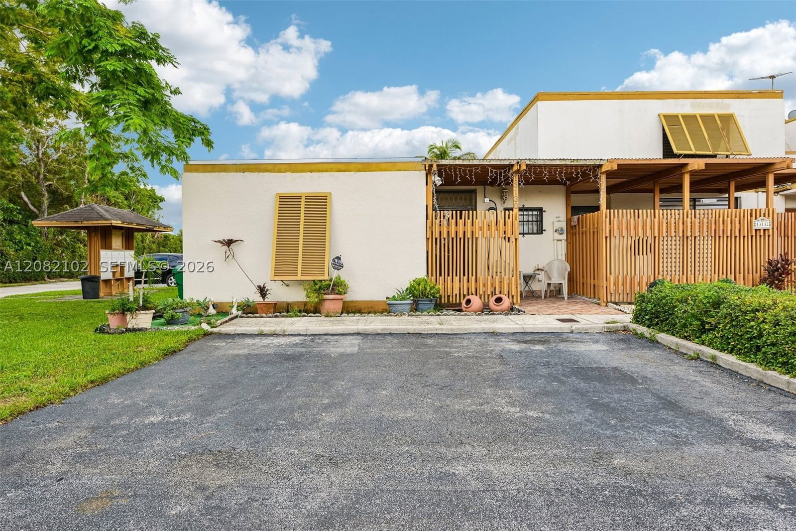 Real estate property located at 13130 15th Ln, Miami-dade, Trail Run Sec 2, Miami, FL