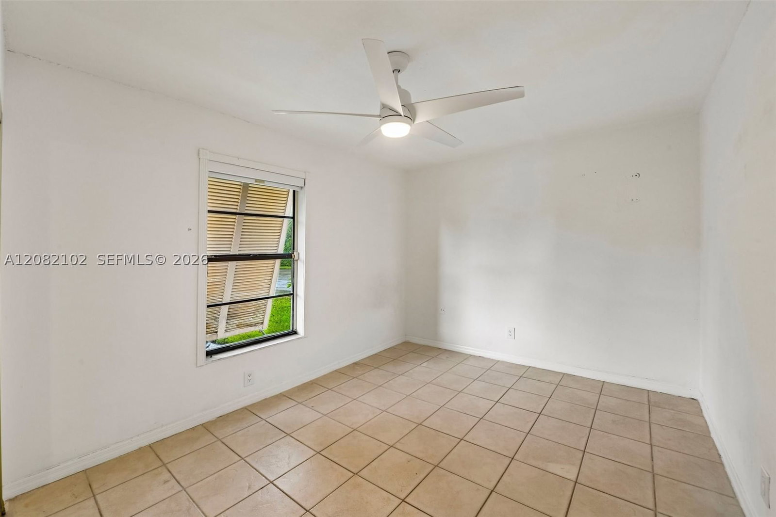 Real estate property located at 13130 15th Ln, Miami-dade, Trail Run Sec 2, Miami, FL