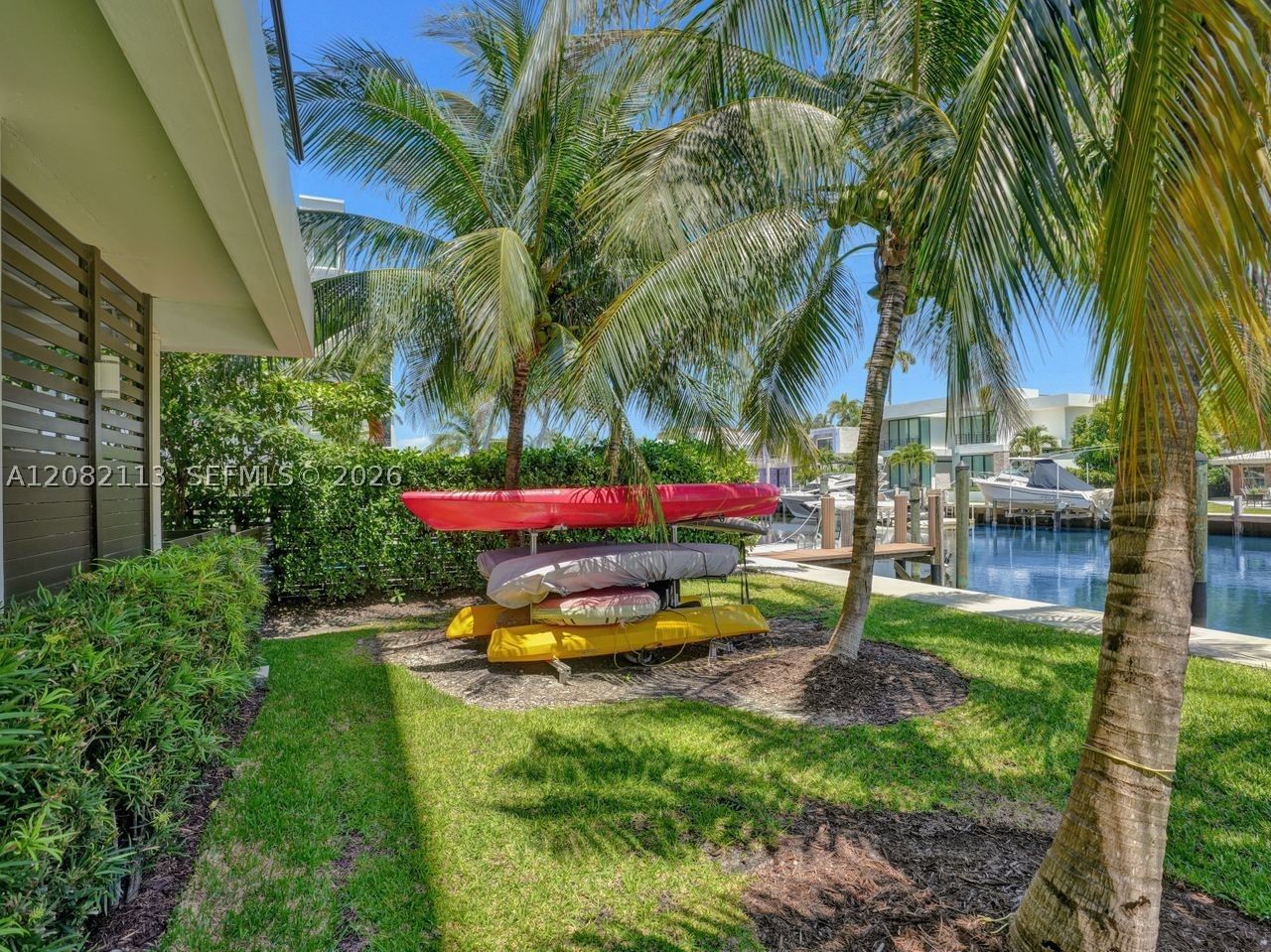 Real estate property located at 20 Isle Of Venice Dr #302, Broward, Aqualuna Las Olas Condo, Fort Lauderdale, FL