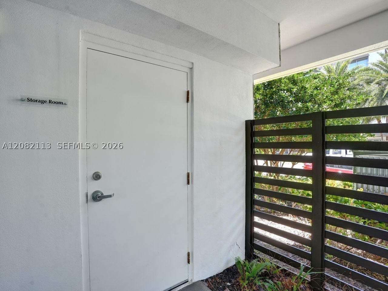 Real estate property located at 20 Isle Of Venice Dr #302, Broward, Aqualuna Las Olas Condo, Fort Lauderdale, FL