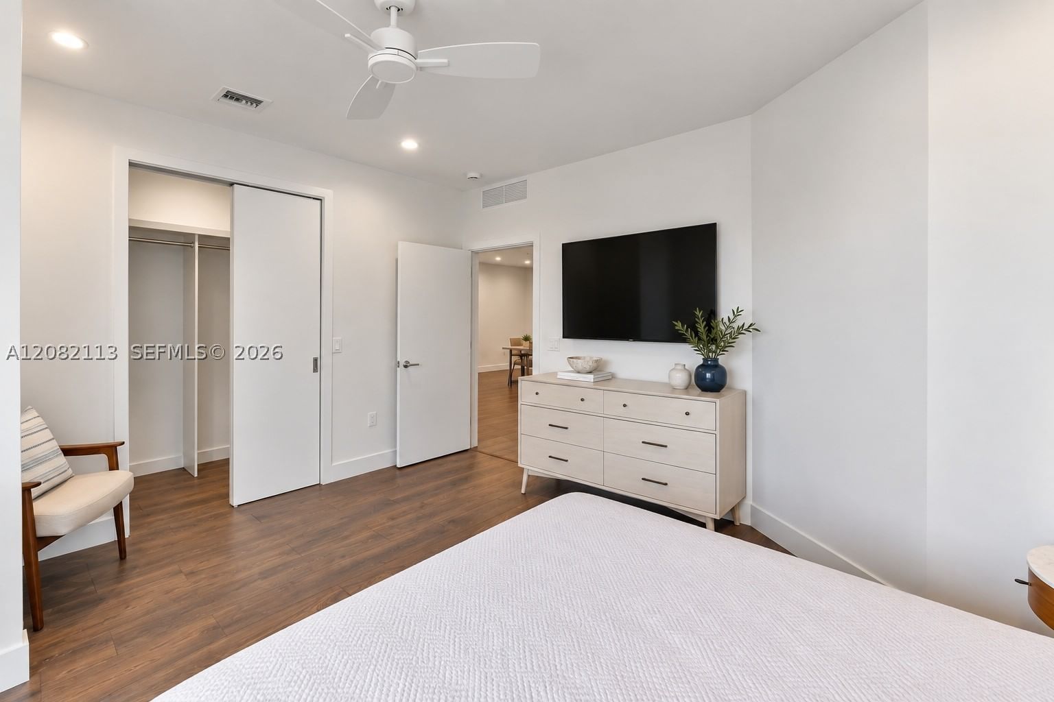 Real estate property located at 20 Isle Of Venice Dr #302, Broward, Aqualuna Las Olas Condo, Fort Lauderdale, FL