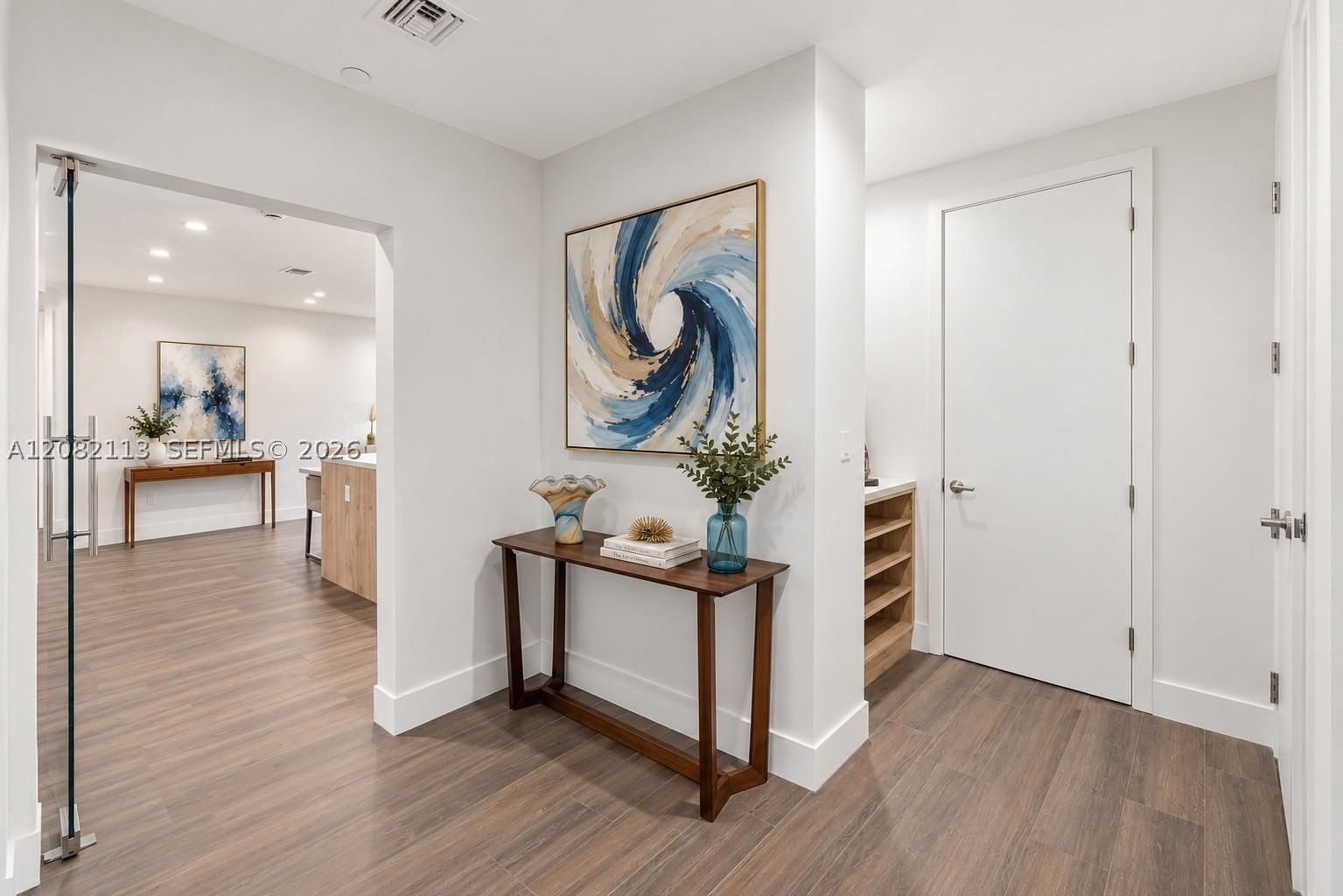 Real estate property located at 20 Isle Of Venice Dr #302, Broward, Aqualuna Las Olas Condo, Fort Lauderdale, FL
