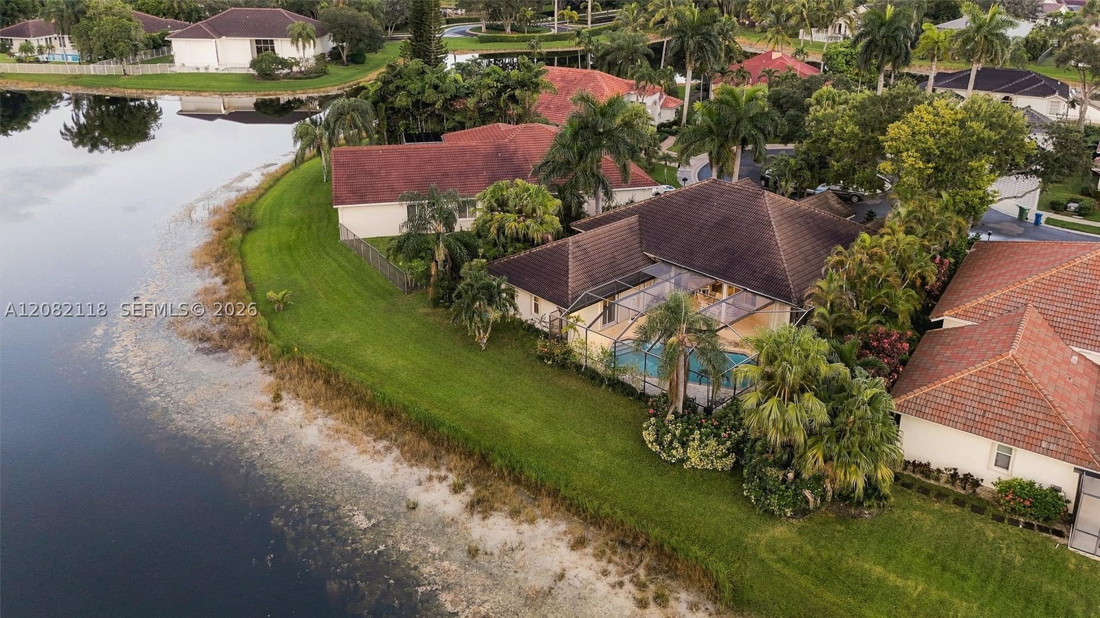 Real estate property located at 3026 Lakewood Dr, Broward, Sector 7 South -, Weston, FL