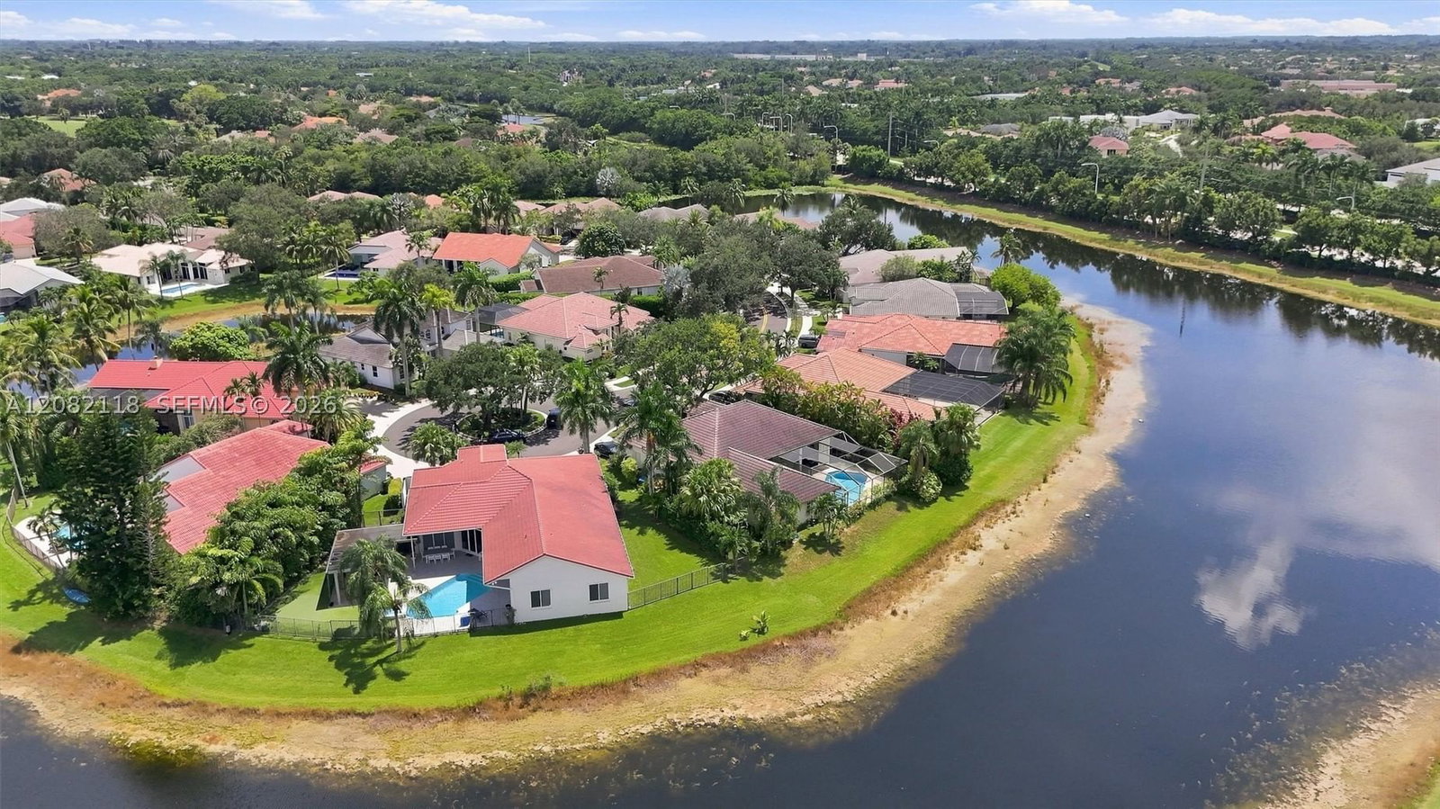 Real estate property located at 3026 Lakewood Dr, Broward, Sector 7 South -, Weston, FL