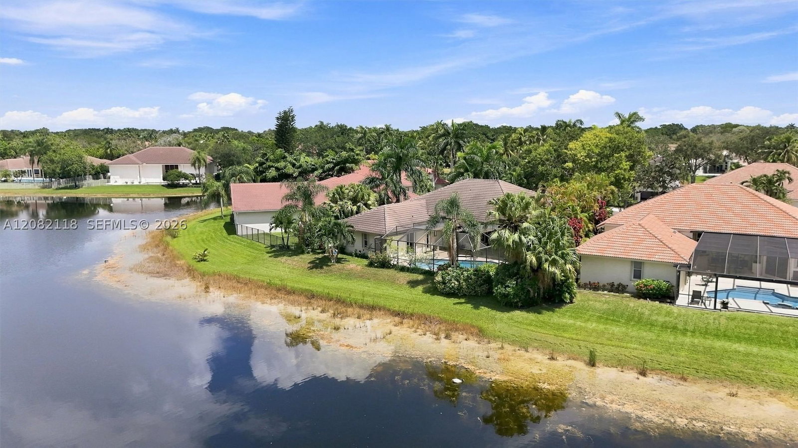 Real estate property located at 3026 Lakewood Dr, Broward, Sector 7 South -, Weston, FL
