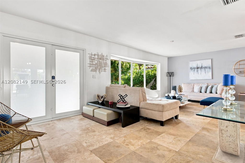 Real estate property located at 1103 Washington St, Broward, Hollywood Lakes Section, Hollywood, FL